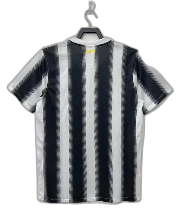 Juventus 11/12 I Home Jersey - Retro Version - Image 2